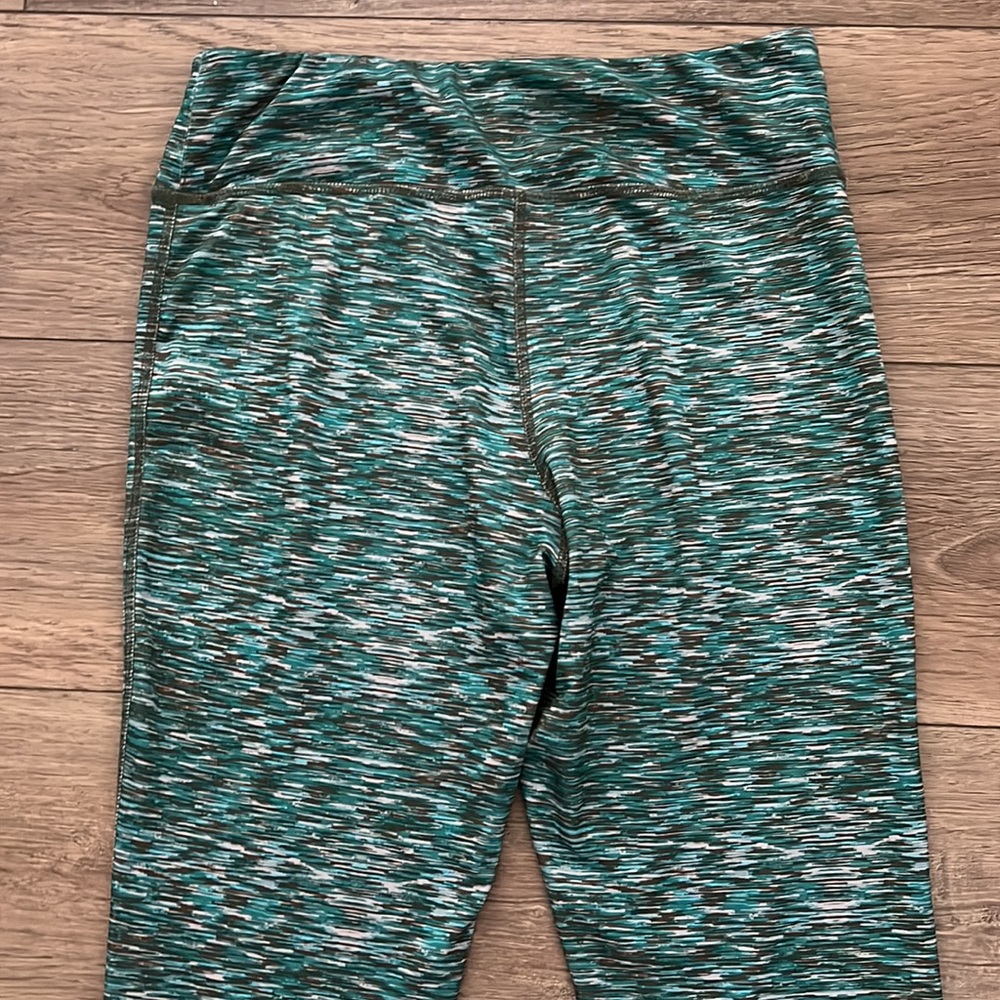 N.Y.L. Women’s High Rise Green Workout Leggings Size M - Picture 10 of 10